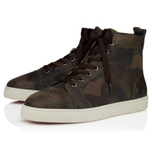 Load image into Gallery viewer, Christian Louboutin Louis Men Shoes | Color Green
